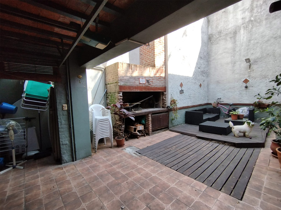 Patio + parrillero — antes · estado original